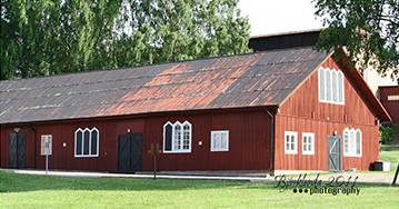 Schwedische Scheune in der Farbe Falu röd.