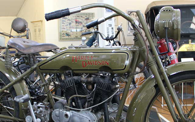 Schweden, Arvika, Värmland, Rackstadkolonie, Fordonsmuseum, Museum, Automobile, Motorräder, Künstler